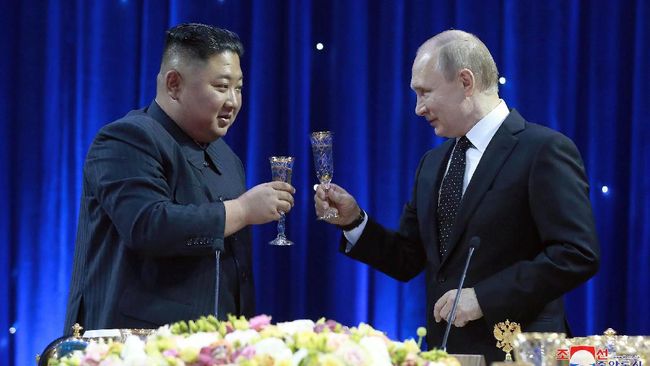 Isi ‘Surat Cinta’ Kim Jong Un untuk Putin pertemuan antara pemimpin korea utara kim jong un dan presiden rusia vladimir putin