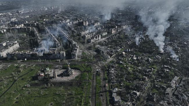 Tentara Putin Kocar-kacir setelah Ukraina Menyerang Rusia di Bakhmut pertempuran di ukraina timur