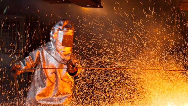 Investasi Smelter