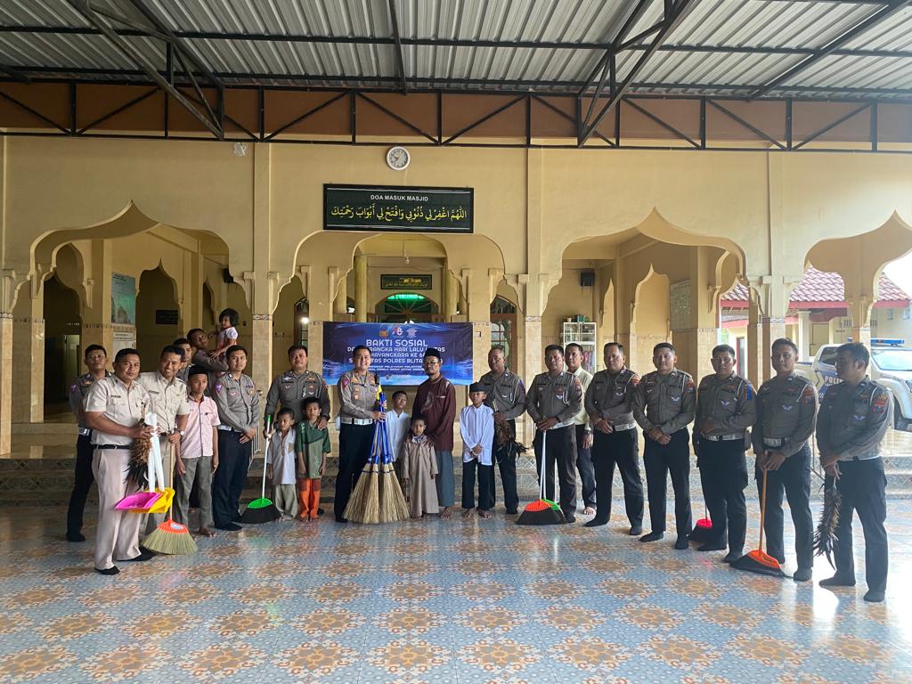 Satlantas Polres Blitar Kota Berikan Bantuan di Rumah Ibadah