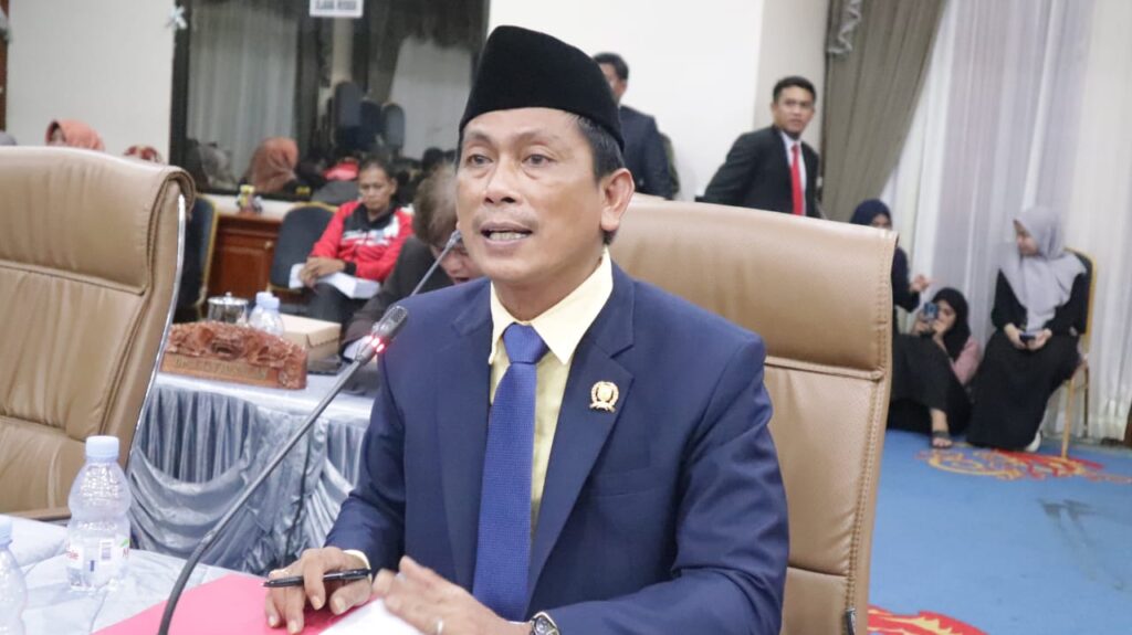 Bakhtiar Wakkang Anggota Komisi II DPRD Bontang,