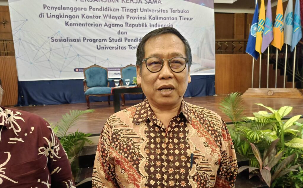 Gampang Masuk Sulit Lulus, Begini Tanggapan Wakil Rektor UT Gampang Masuk Sulit Lulus, Begini Tanggapan Wakil Rektor UT