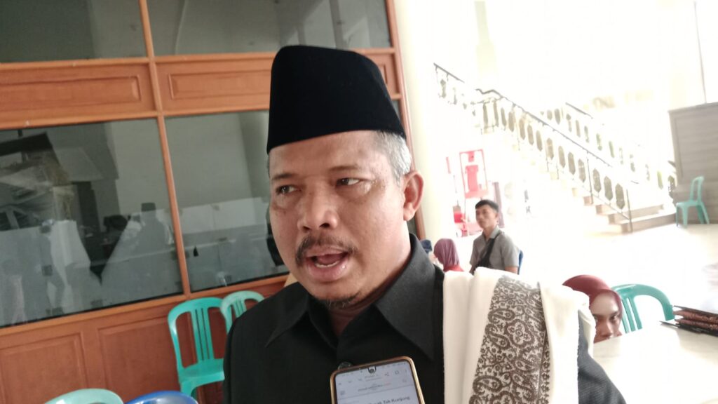 Sobirin Bagus Dorong Pengembangan Pelabuhan dan Bandara untuk Percepatan Ekonomi Kutim Sobirin Bagus Dorong Pengembangan Pelabuhan dan Bandara untuk Percepatan Ekonomi Kutim
