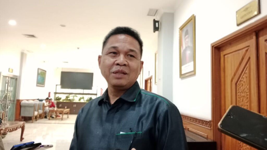 Joni Tegaskan Pembahasan APBD 2025 dan Perubahan Masih Berjalan Joni Tegaskan Pembahasan APBD 2025 dan Perubahan Masih Berjalan