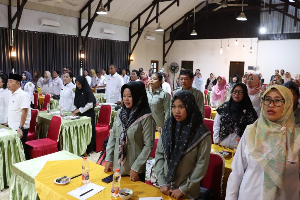 Puluhan staf Dinas Pengendalian Penduduk dan Keluarga Berencana (DPPKB) Kutai Timur dan penyuluh keluarga berencana (KB) mengikuti Bimbingan Teknis (Bimtek) Penguatan Laporan Keuangan yang diadakan di Teras Belad Cafe and Resto, Rabu (9/10/2024).