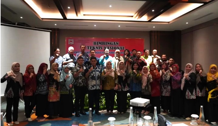 DPPPA Kutim menyelenggarakan Bimtek Nasional tentang konvensi hak-hak anak di Ballroom lantai 5 Hotel Fugo 16-18 Oktober 2024
