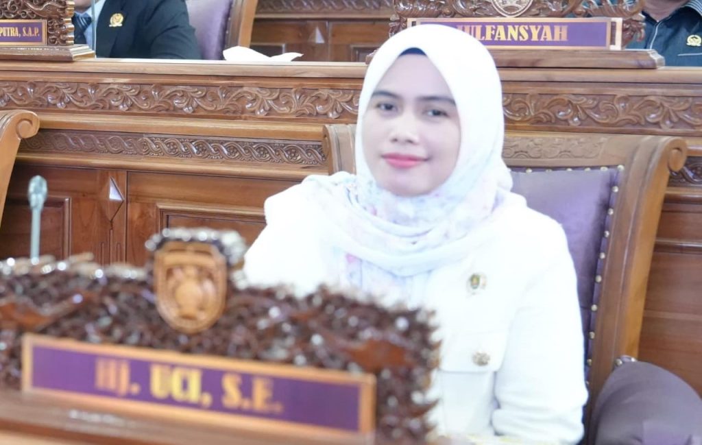 Uci, Anggota DPRD Kutim Berkomitmen Perjuangkan Nasib Tenaga Honorer Uci, Anggota DPRD Kutim