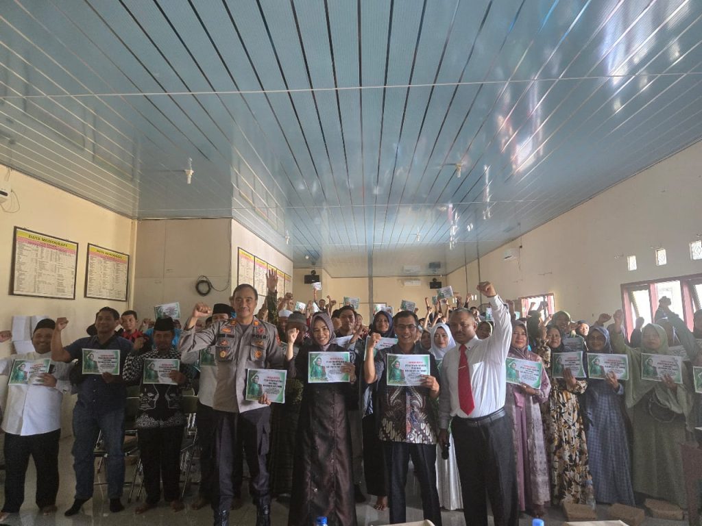 Sosialisasi Peraturan Daerah (Perda) Nomor 4 Tahun 2022 tentang Anti Narkoba di Balai Pertemuan Umum (BPU) Desa Wanasari, Wahau, Kutai Timur, Minggu (10/11/2024).