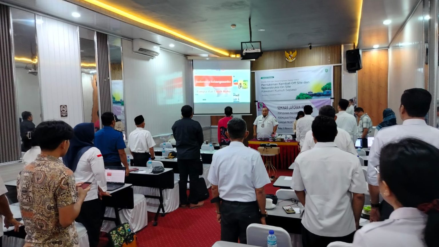 Disperkim Kutim menggelar seminar antara master plan dan DED rencana penataan kawasan kumuh Sepaso di Hotel Royal Victoria, Rabu (13/11/2024)