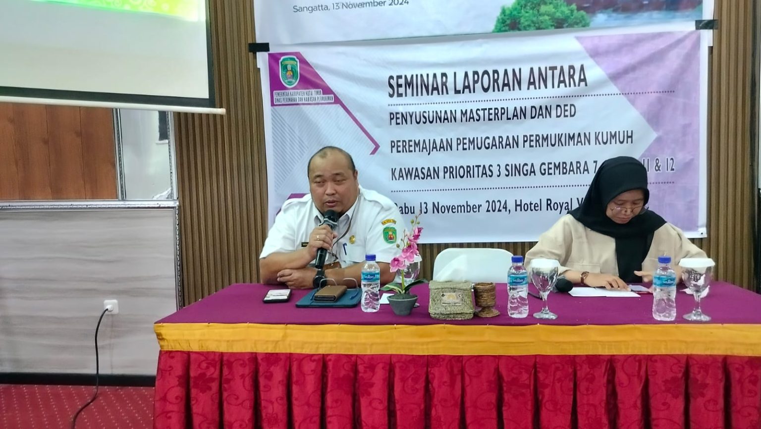 Disperkim Kutim Gelar Seminar Penyusunan Master Plan dan DED Pemugaran Kawasan Kumuh Singga Gembara Disperkim Kutim Gelar seminar antara master plan dan DED rencana penataan kawasan kumuh Singga Gembara di Hotel Royal Victoria, Rabu (13/11/2024)