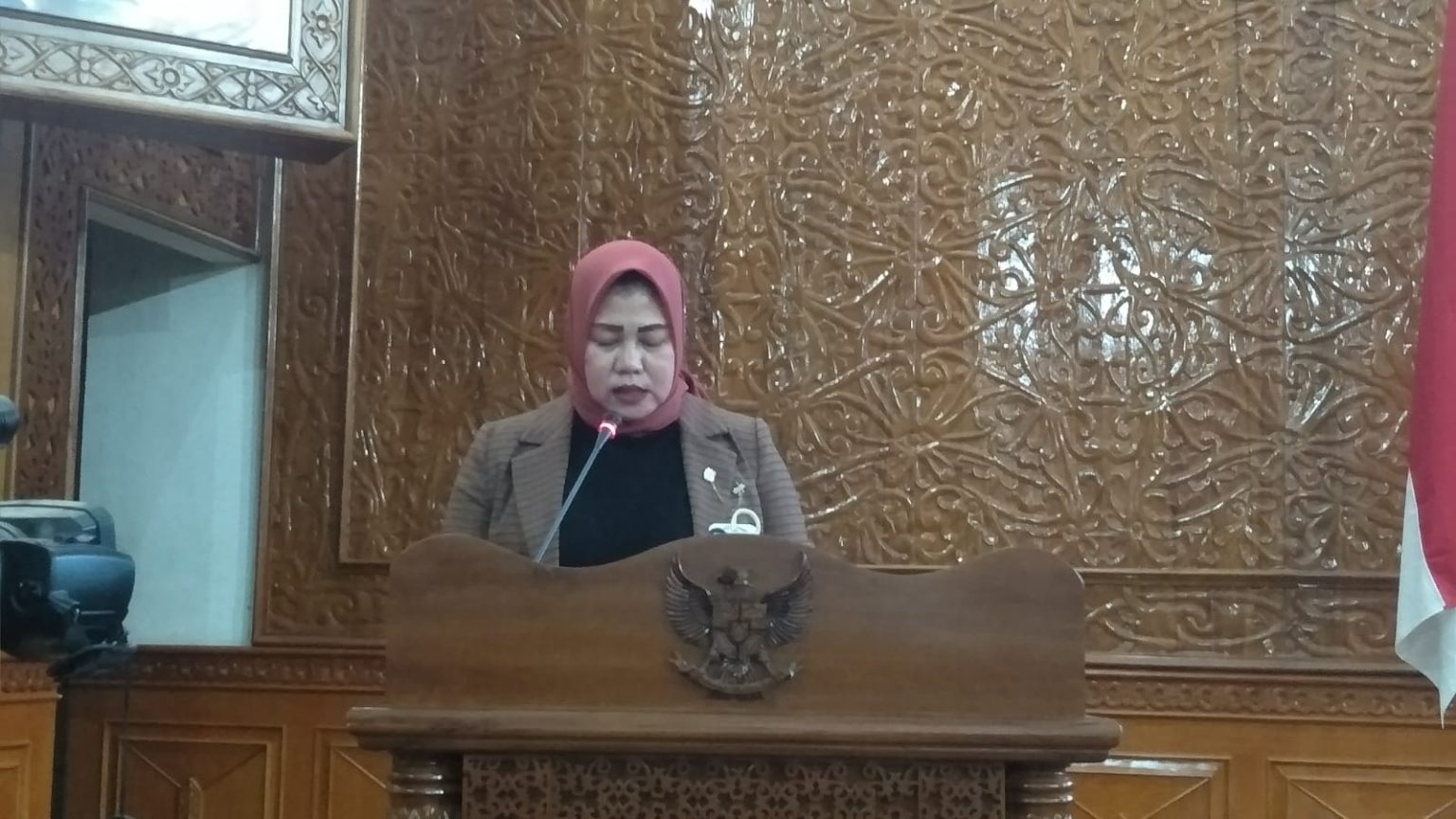 Hasna, Sekretaris Fraksi Golkar DPRD Kutim