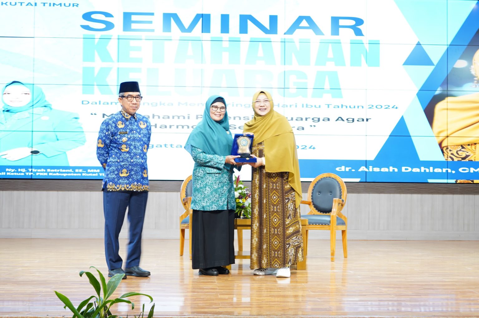 Seminar Ketahanan Keluarga yang digelar PKK Kutim