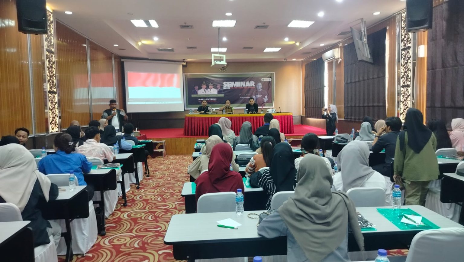 Dispora Kutim Gelar Seminar “We Are Youth and Strong” untuk Pemuda Kreatif dan Berdaya Dispora Kutim Gelar Seminar “We Are Youth and Strong” untuk Pemuda Kreatif dan Berdaya