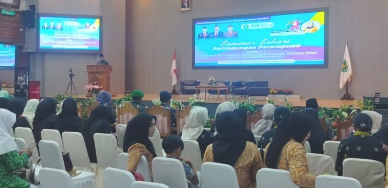 Kesadaran Pentingnya Kesehatan Mental Perempuan Jadi Fokus Seminar DP3A Kutim DP3A Kutai Timur menggelar seminar bertajuk “Self-Compassion sebagai Kunci Menghadapi Tekanan Hidup” pada Rabu (30/10/2024)