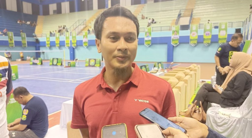 Legenda Bulutangkis Mohammad Ahsan Meriahkan Pembukaan Dispora Cup 2024 Mohammad Ahsan, turut memeriahkan acara pembukaan Dispora Cup 2024 yang digelar di Gedung Kudungga, Kutai Timur, Selasa (5/11/2024)