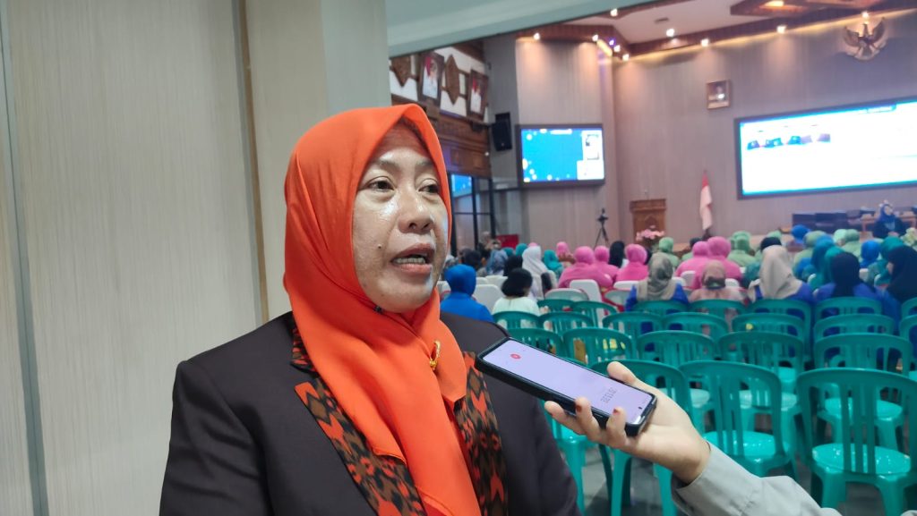 Peningkatan Kasus Kekerasan di Kutim: Urgensi Penanganan dan Pencegahan PLT Kepala Bidang Pemberdayaan Perempuan DP3A, Tutik Suprihatin