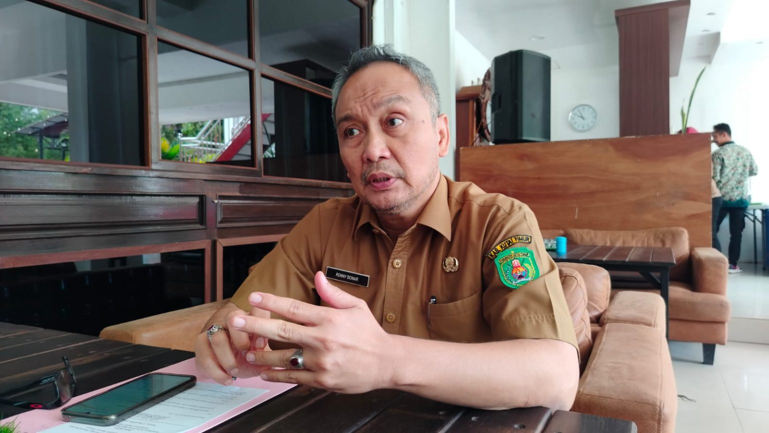 Kepala Diskominfo Kutim Usulkan Anggaran Media untuk Setiap OPD Kepala Diskominfo Staper Kabupaten Kutai Timur, Ronny Bonar H. Siburian