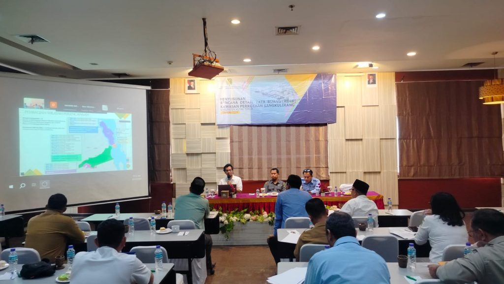 Suasana kegiatan presentasi laporan akhir dan konsultasi publik terkait penyusunan Rencana Detail Tata Ruang (RDTR) Kawasan Perkotaan Sangkulirang tahun 2024-2044