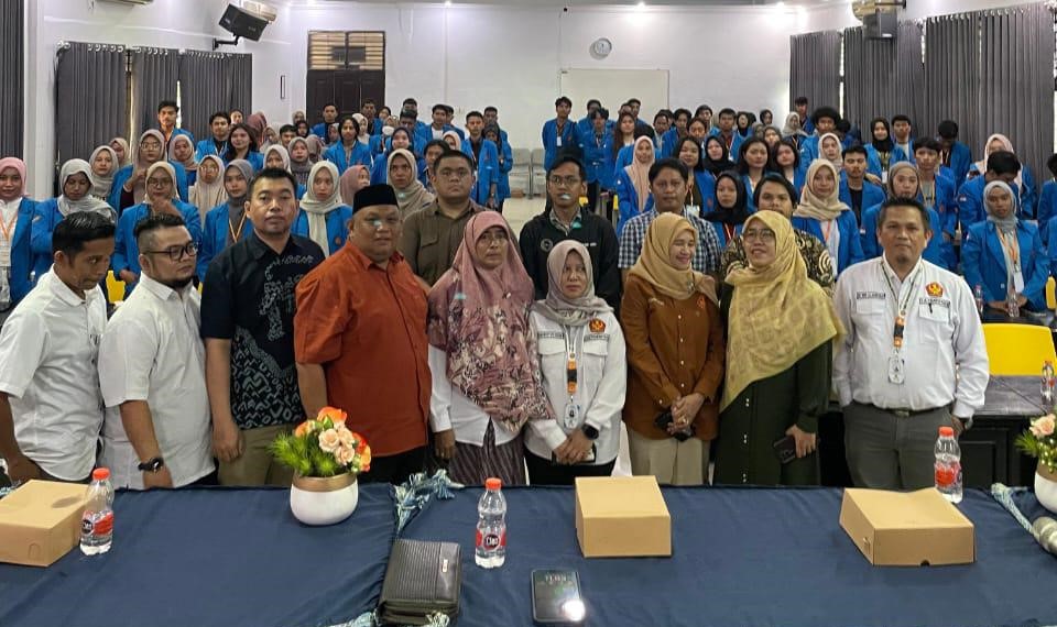 Agusriansyah Ridwan Bahas Regulasi dan Pemerintahan Desa di Kuliah Umum Fisipol Unmul Anggota DPRD Kaltim Agusriansyah Ridwan Berikan Kuliah Umum di Fisipol Unmul Samarinda, Selasa (10/12/2024)