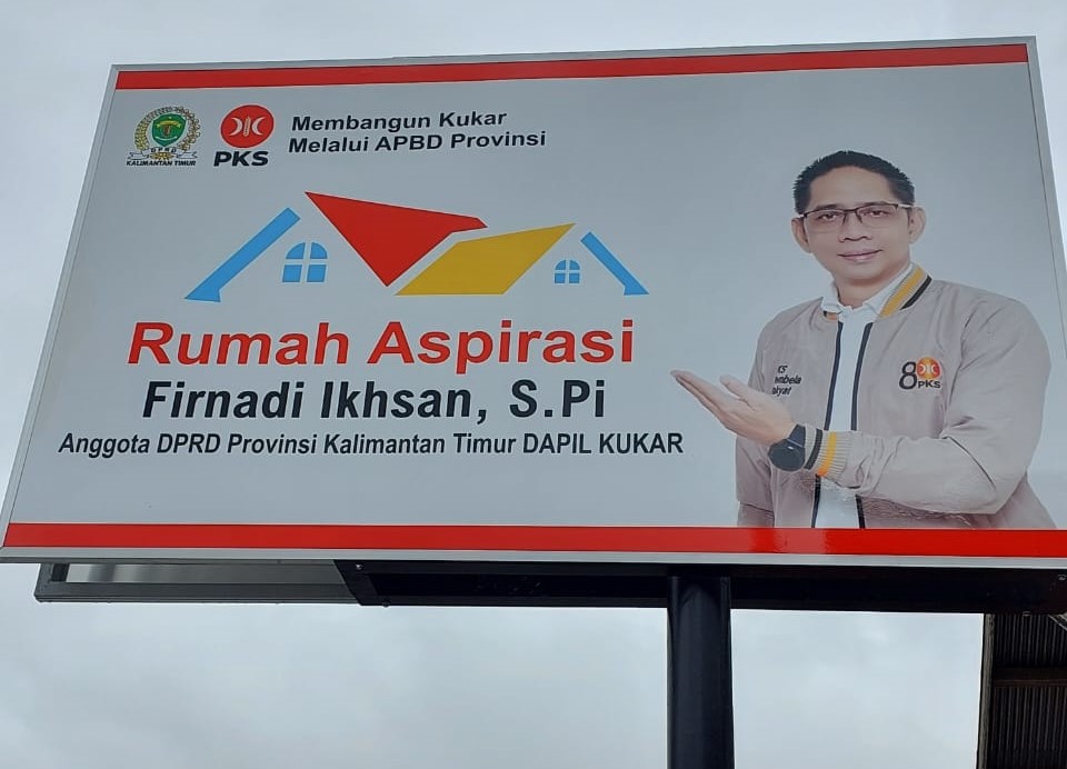 Dekatkan Diri ke Konstituen, Ketua Fraksi PKS DPRD Kaltim Hadirkan Rumah Aspirasi di Kukar Rumah Aspirasi Firnadi Ikhsan, S.Pi di Jalan Udang Tenggarong ( Lokasi Kantor DPD PKS Kukar)