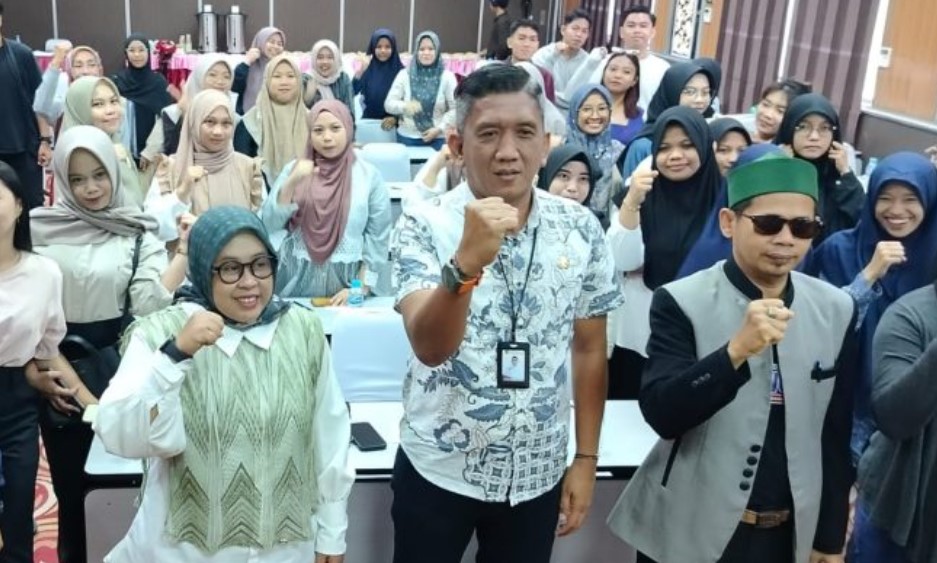 Kepala Dinas Pemuda dan Olahraga Kutai Timur, Basuki Isnawan, membuka workshop kewirausahaan pemuda berbasis online di Hotel Victory pada Kamis (7/11/2024).