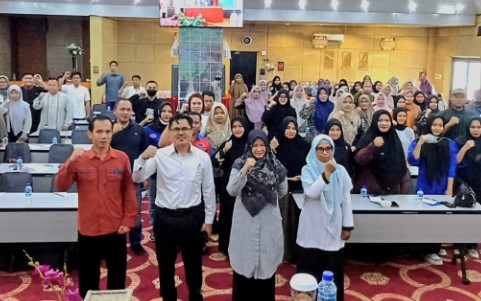 Pelatihan Higiene di Kutim Bekali 83 Pengusaha Makanan Dinkes Kutai Timur gelar pelatihan jaga kebersihan makanan