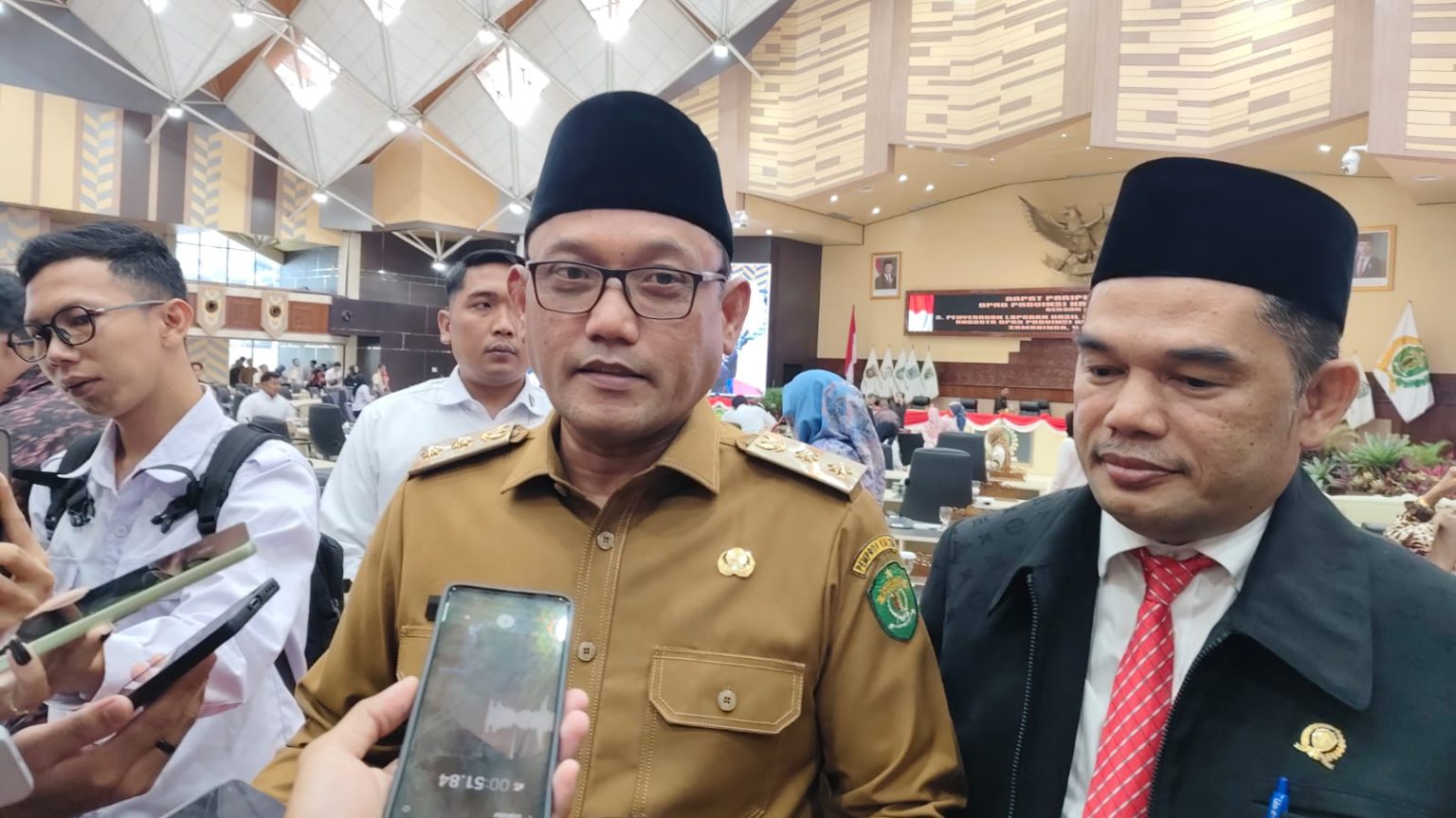 Pemprov Kaltim Genjot Reformasi BUMD Lewat Dua Ranperda Strategis Wakil Gubernur Kaltim, H. Seno Aji,