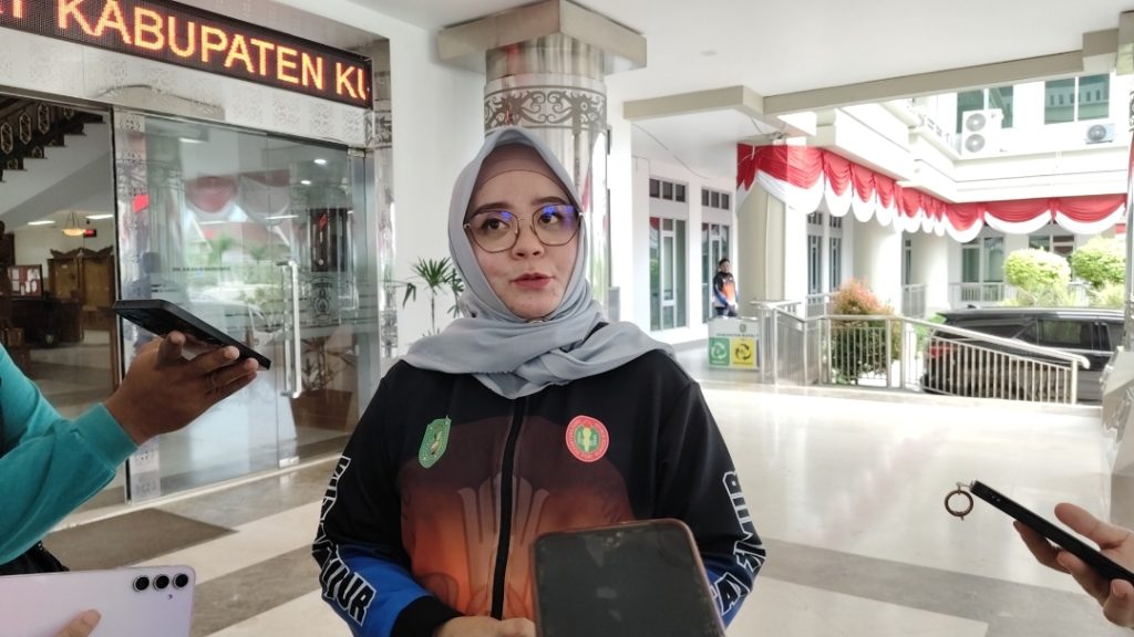 Sekretaris Dinas Pendidikan Kutai Timur, Irma Yuwinda,