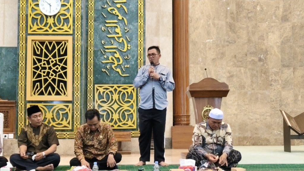 7.500 Lebih Kunjungi Pameran Sejarah Islam di Masjid Agung Al Faruq Sangatta Kepala Bidang Kebudayaan Dinas Pendidikan dan Kebudayaan (Disdikbud) Kutim, Padliyansyah