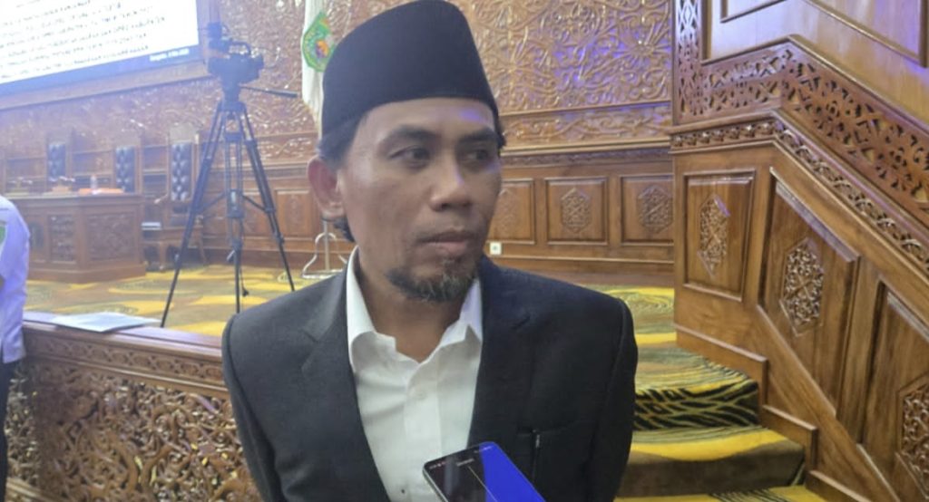 DPRD Kutim Sahkan Raperda RPIK 2025-2044 Ketua DPRD Kutai Timur, Jimmi