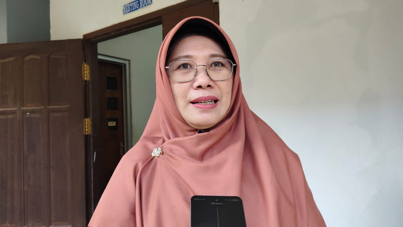 Kepala SMAN 1 Sangatta Utara, Tatik Widayani