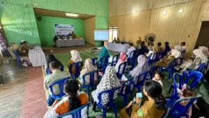kegiatan layanan jemput bola Dinas Pengendalian Penduduk dan Keluarga Berencana (DPPKB) Kutai Timur di Kantor Camat Long Mesangat, Desa Sumber Sari, Selasa (8/9/2026)