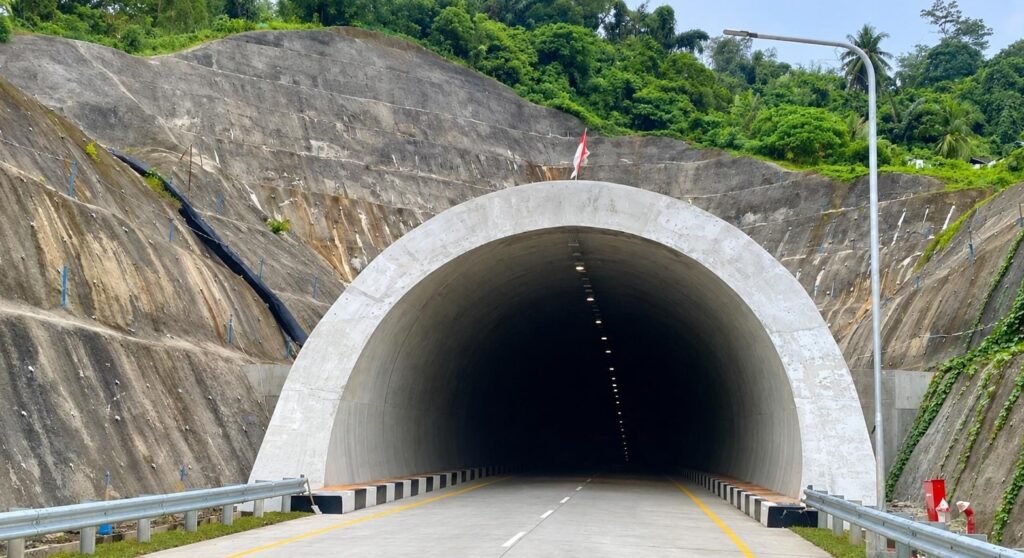 Fungsional terowongan Samarinda molor lagi