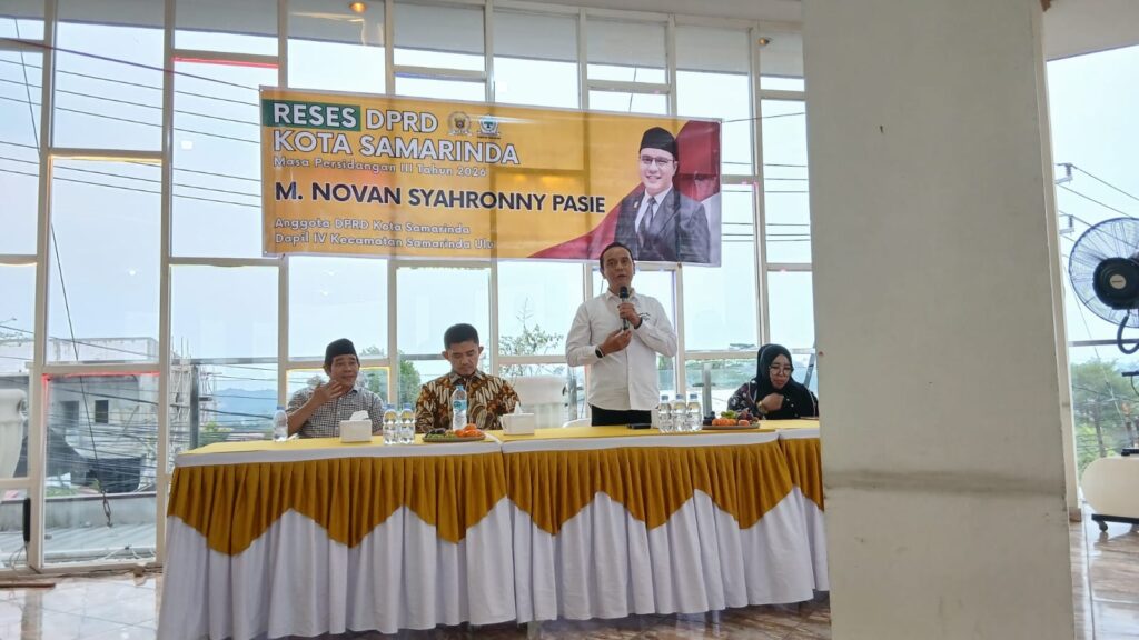 Ketua Komisi IV DPRD Samarinda Muhammad Novan Syahronny Pasie, saat reses masa sidang III tahun 2026 di Bungas Coffee, Jalan MT Haryono, Samarinda, Kamis sore (8/10/2026).