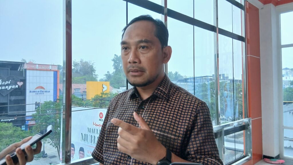 Atasi Banjir Samarinda, Abdul Rohim Usulkan Pintu Air dan Pompa di Titik Rawan Anggota Komisi III DPRD Samarinda Abdul Rohim