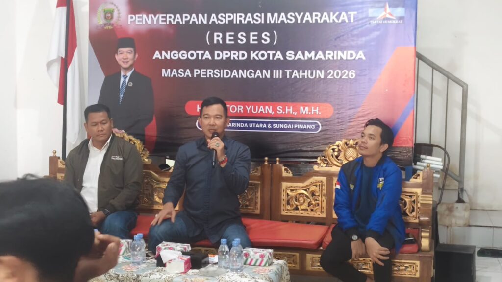 Viktor Yuan dalam kegiatan Penyerapan Aspirasi Masyarakat atau Reses Masa Sidang III Tahun 2026 yang berlangsung di Perumahan Bumi Sempaja, Jalan P.M. Noor, Samarinda, Senin (5/10/2026)